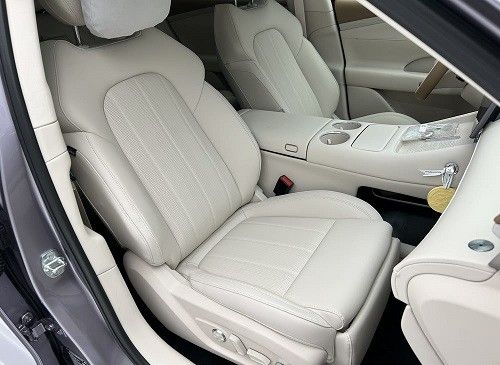 岚图Free+内饰颜色发布