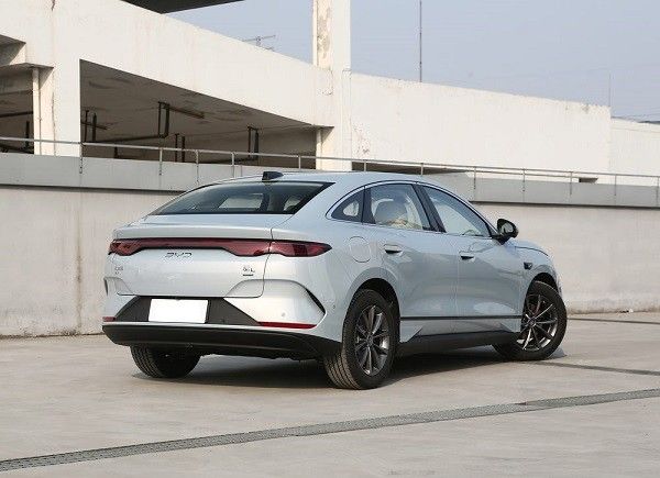 比亚迪秦lev纯电版参数配置2025款落地价格多少钱