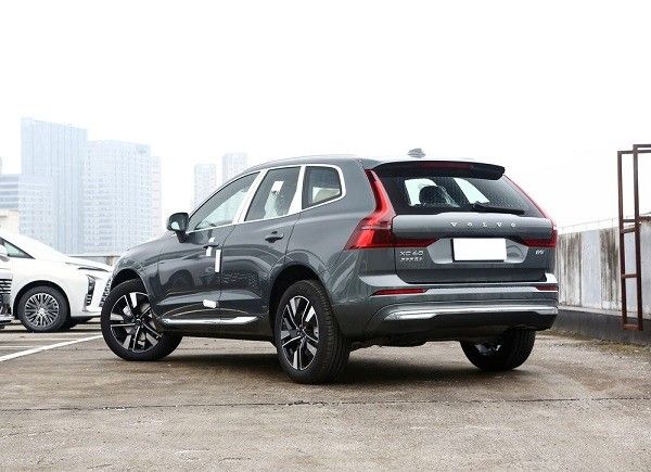 新款沃尔沃XC60新车报价落地价格参数配置