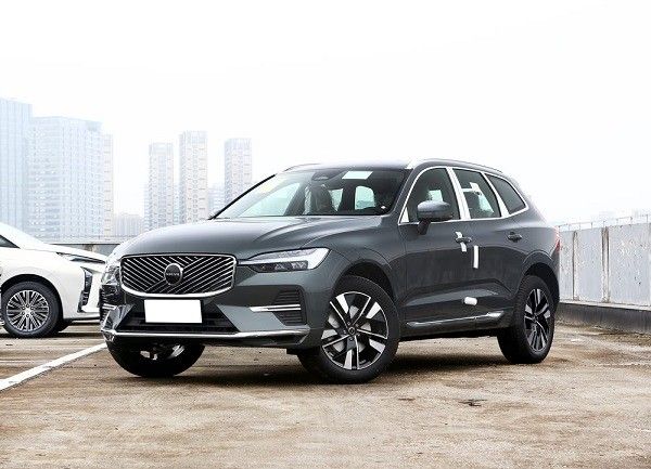 新款沃尔沃XC60新车报价落地价格参数配置