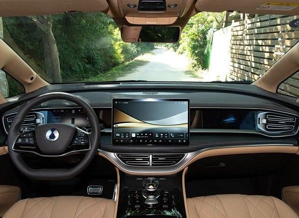 中大型MPV2025款腾势迎来OTA升级对多项功能进行优化