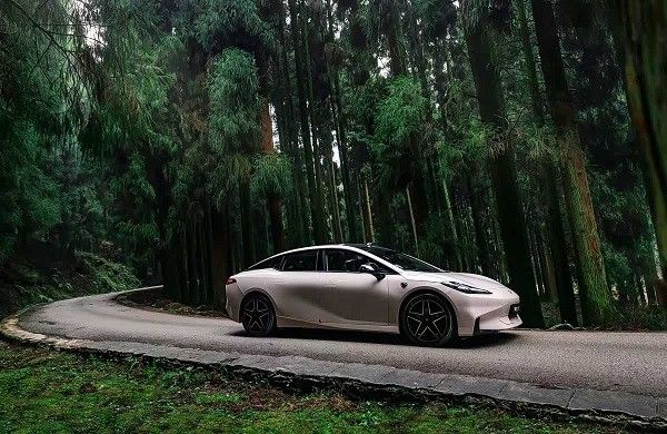 2025款昊铂HT/GT上市价格多少钱新车终身免费保养