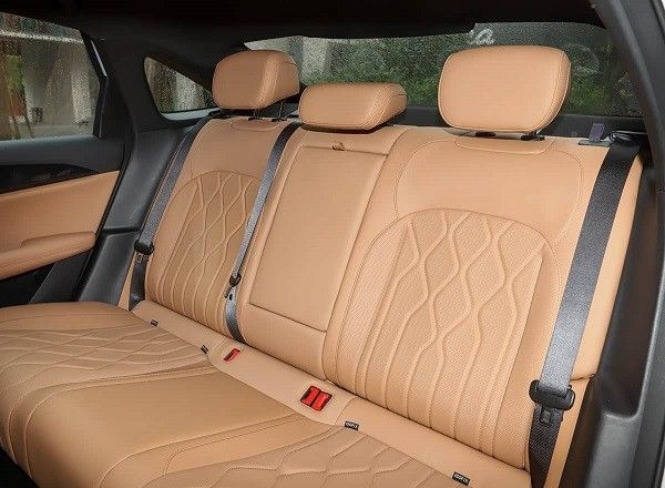 吉利银河A7开启预售落地价格参数配置油耗续航