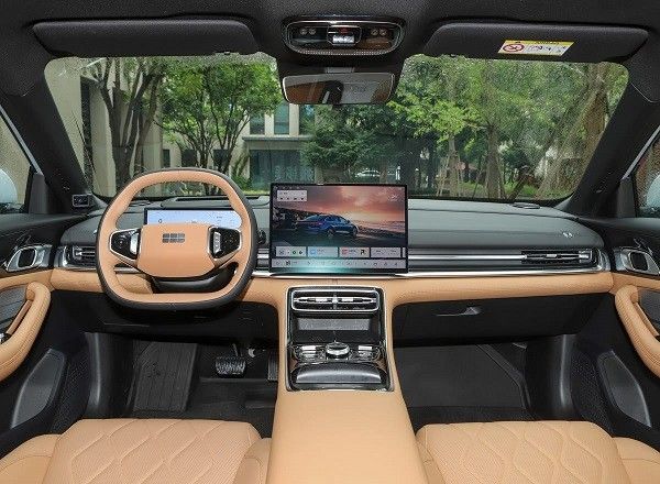 吉利银河A7开启预售落地价格参数配置油耗续航