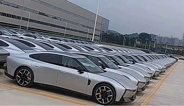 全新小鹏P7什么时候上市价格多少钱外观内饰参数配置