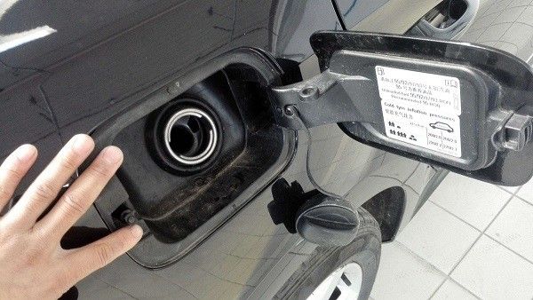 丰田赛那油箱多少升油油箱容积多大