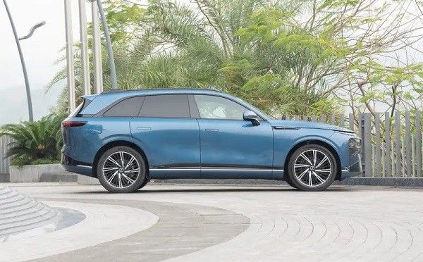 小鹏G9落地价新款2025款价格尺寸参数配置电池续航