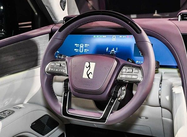 全尺寸行政豪华SUV仰望U8L内饰图片亮相外观参数配置