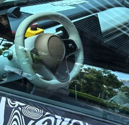 智界全新大型SUV测试谍照曝光智界R9上市时间价格多少钱