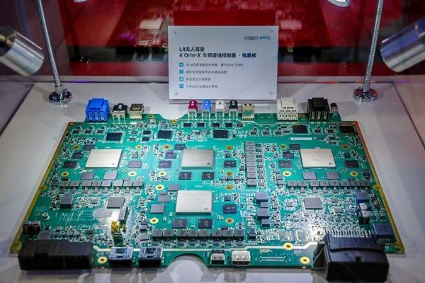 小马智行L4自动驾驶车规级域控制器路测超200万公里