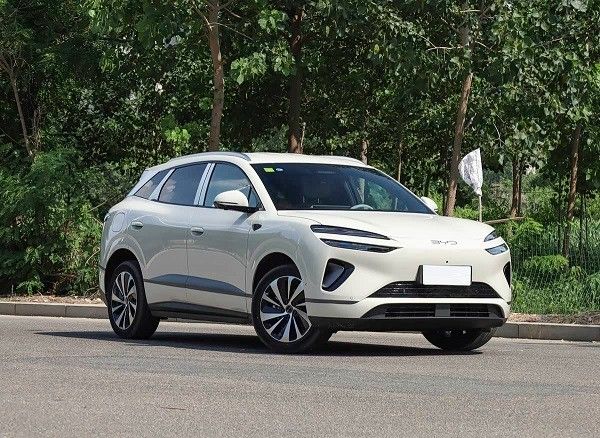 比亚迪海狮06EV和DM-i正式上市售价13.98万-16.38万