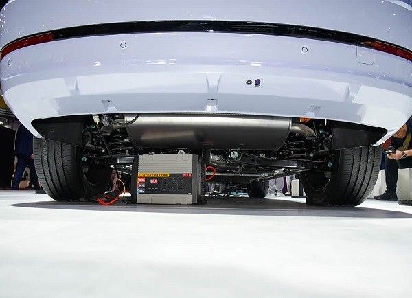 中型SUV捷途山海L7 PLUS内饰官图发布提供5座/7座版本