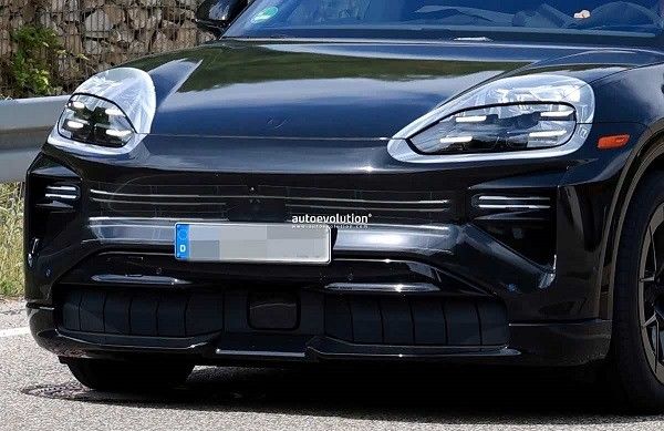 全新保时捷Cayenne Coupe EV最新谍照什么时候上市