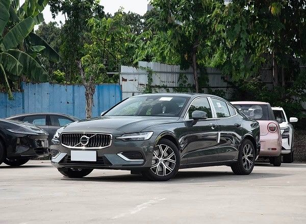 2026款沃尔沃S60正式上市限时尊享价19.29万-26.19万