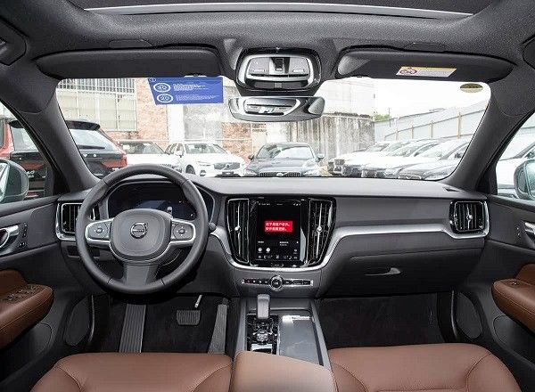 2026款沃尔沃S60正式上市限时尊享价19.29万-26.19万