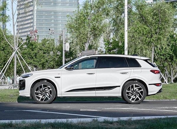 一汽奥迪Q6L e-tron家族开启预售先享礼遇价35.30-40.30万元