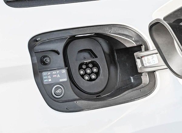 一汽奥迪Q6L e-tron家族开启预售先享礼遇价35.30-40.30万元