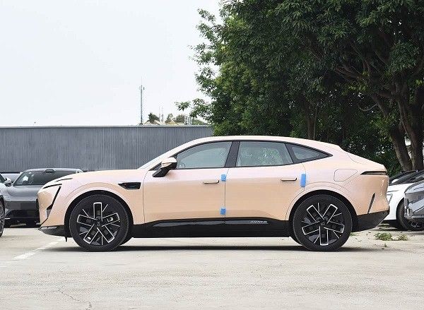 阿维塔11在新加坡正式上市起售价约156万元人民币