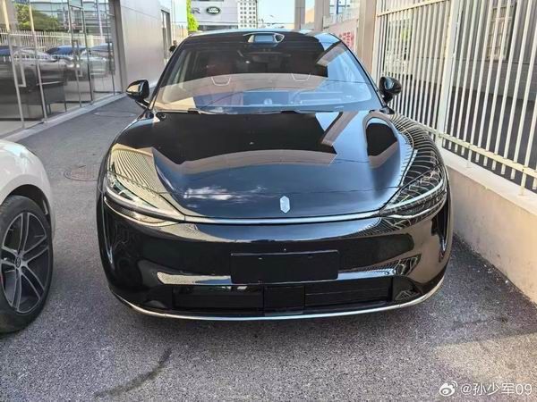 智界R7、S7改款亮相鸿蒙智行将于9月推出至少5款新车型