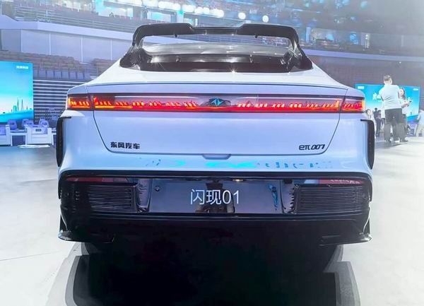 奕派科技战略发布会多款即将上市新车纳米01/eπ007/eπ007闪现01/风神L8