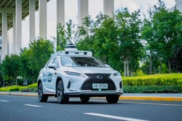 小马智行上海浦东上线全无人Robotaxi服务APP小程序可呼叫