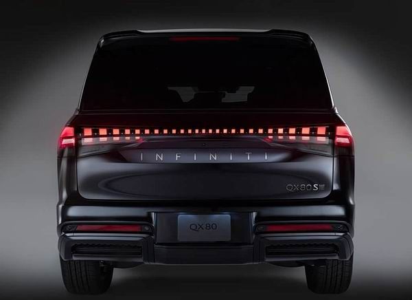 2026款英菲尼迪QX80 Sport版本官图黑色外观套件V6动力3.5T