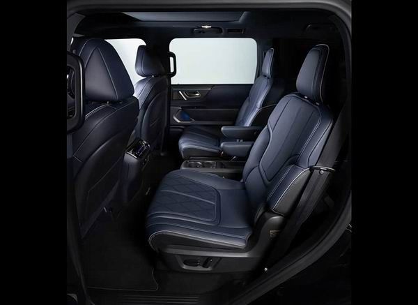 2026款英菲尼迪QX80 Sport版本官图黑色外观套件V6动力3.5T