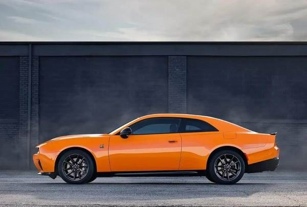 道奇Charger Scat Pack SIXPACK官图发布3.0T六缸双涡轮