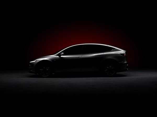 特斯拉Model Y L 6座纯电SUV车长近5米预计9月上市