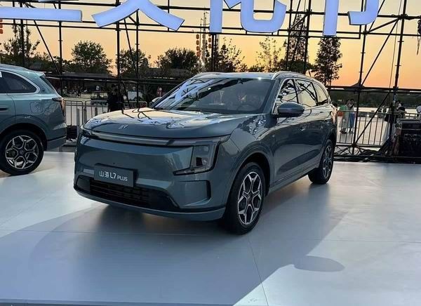 家庭SUV推荐捷途山海L7 PLUS开启预售落地价格参数配置