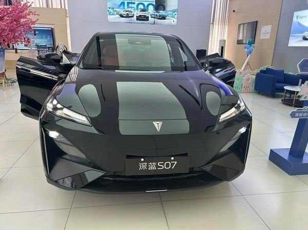 新款深蓝s07什么时候上市新款车型外观细微调整