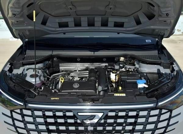 捷达vs8参数配置最新款2025款价格9.9-11.4万元