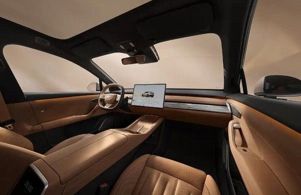 乐道L60配置调整价格20.69万起租电14.99万起
