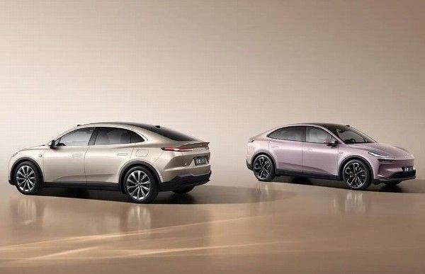 乐道L60配置调整价格20.69万起租电14.99万起