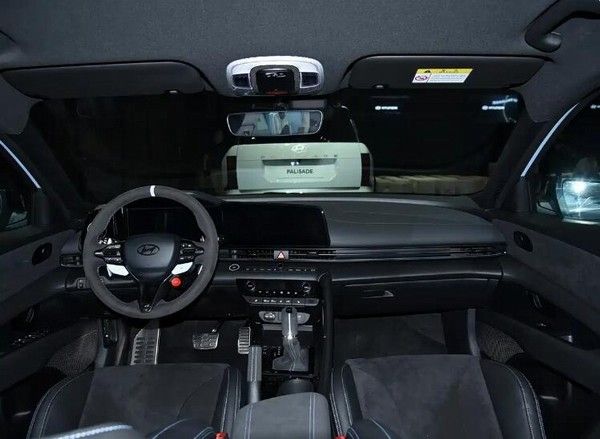 现代Elantra N TCR Edition上市价格29.88万元