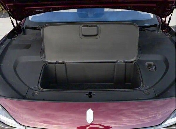中大型旅行车享界S9T正式交付用户价格30.98万元起