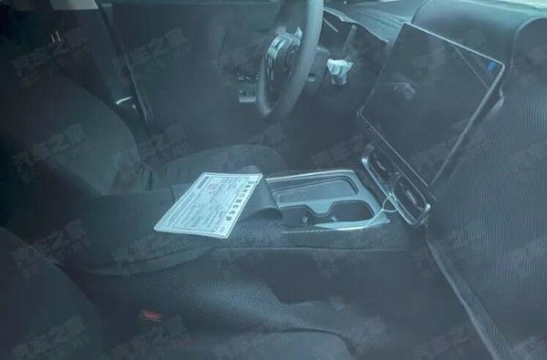 零跑lafa5配置价格实车内饰曝光上市时间