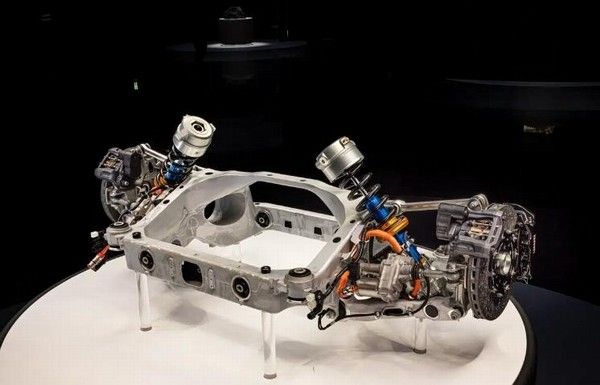 法拉利全新纯电核心技术四电机30000转1000匹