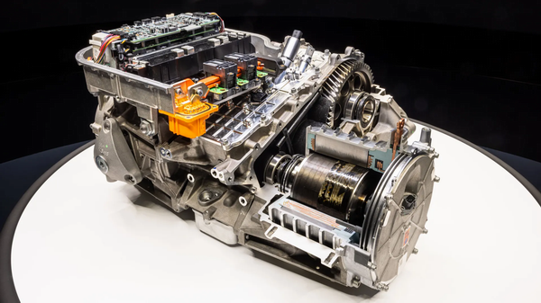 法拉利首款纯电车型将首发