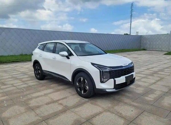 新款起亚狮铂拓界申报信息官图发布实车曝光