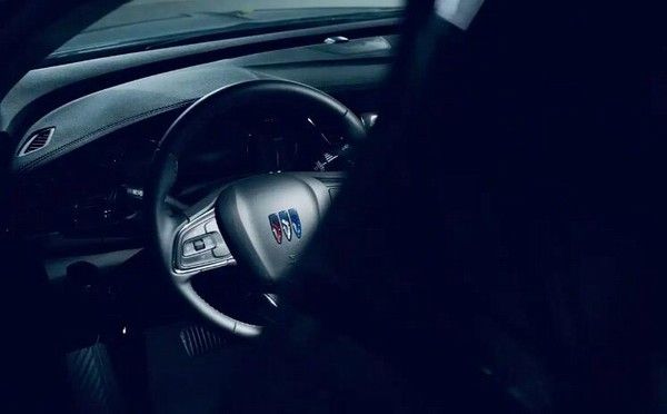 别克君威全新曜黑竞速套件限时优惠价3000元