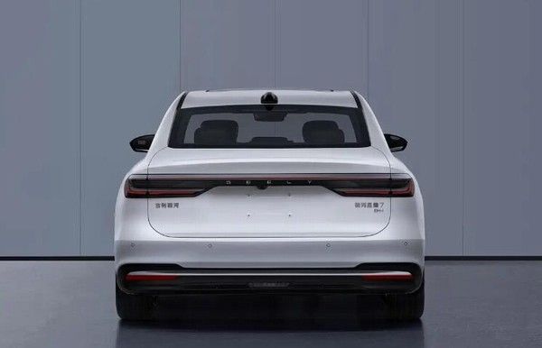 吉利银河旗下全新轿车吉利银河星耀7内饰谍照图片曝光