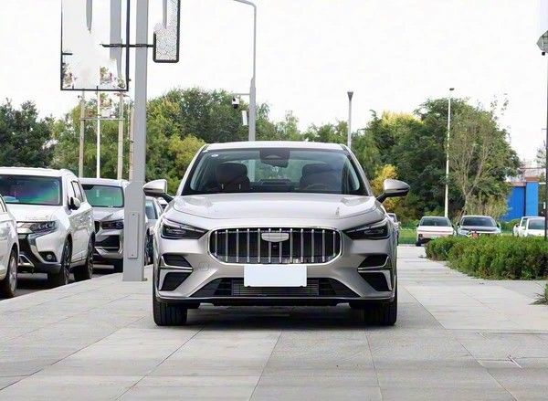 吉利第5代帝豪实车亮相价格多少钱