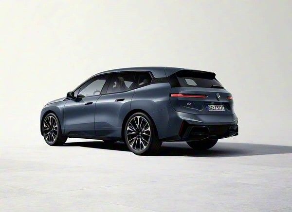 新款宝马iX车型外观专利图