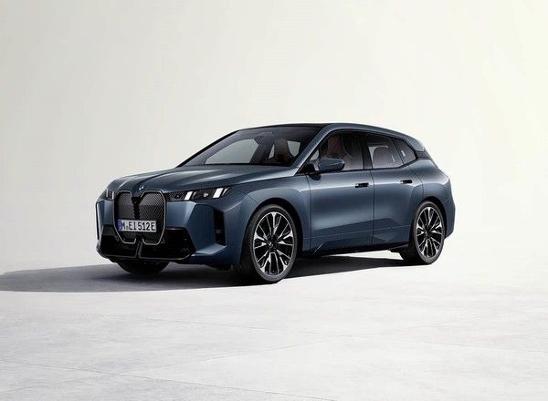 新款宝马iX车型外观专利图