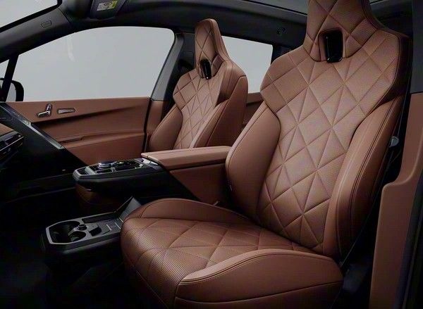 新款宝马iX车型外观专利图