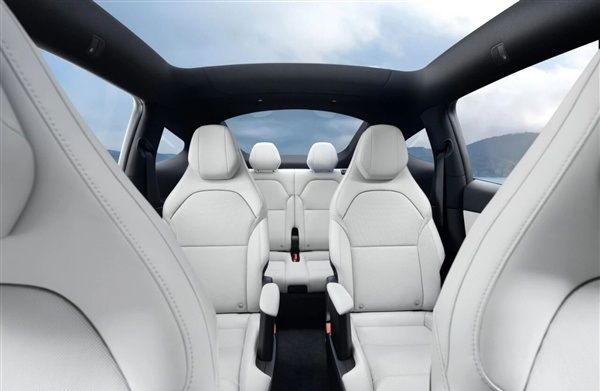 特斯拉modelyl全新浅灰色内饰价格多少钱