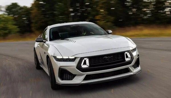 福特Mustang EcoBoost车型专属RTR性能套件