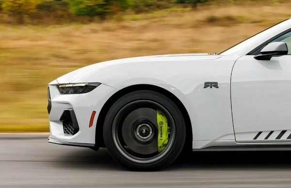 福特Mustang EcoBoost车型专属RTR性能套件