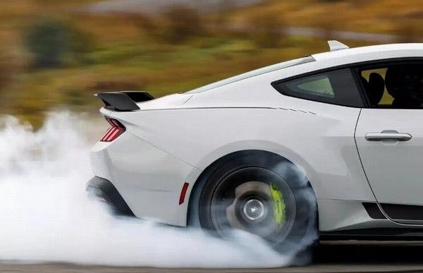 福特Mustang EcoBoost车型专属RTR性能套件